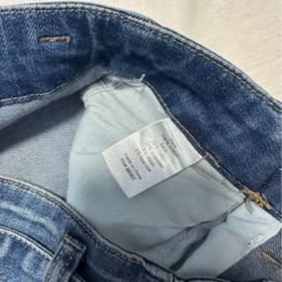 Denim Mom Jeans High Rise Size 11 with belt side pockets#0474 - Picture 5 of 6